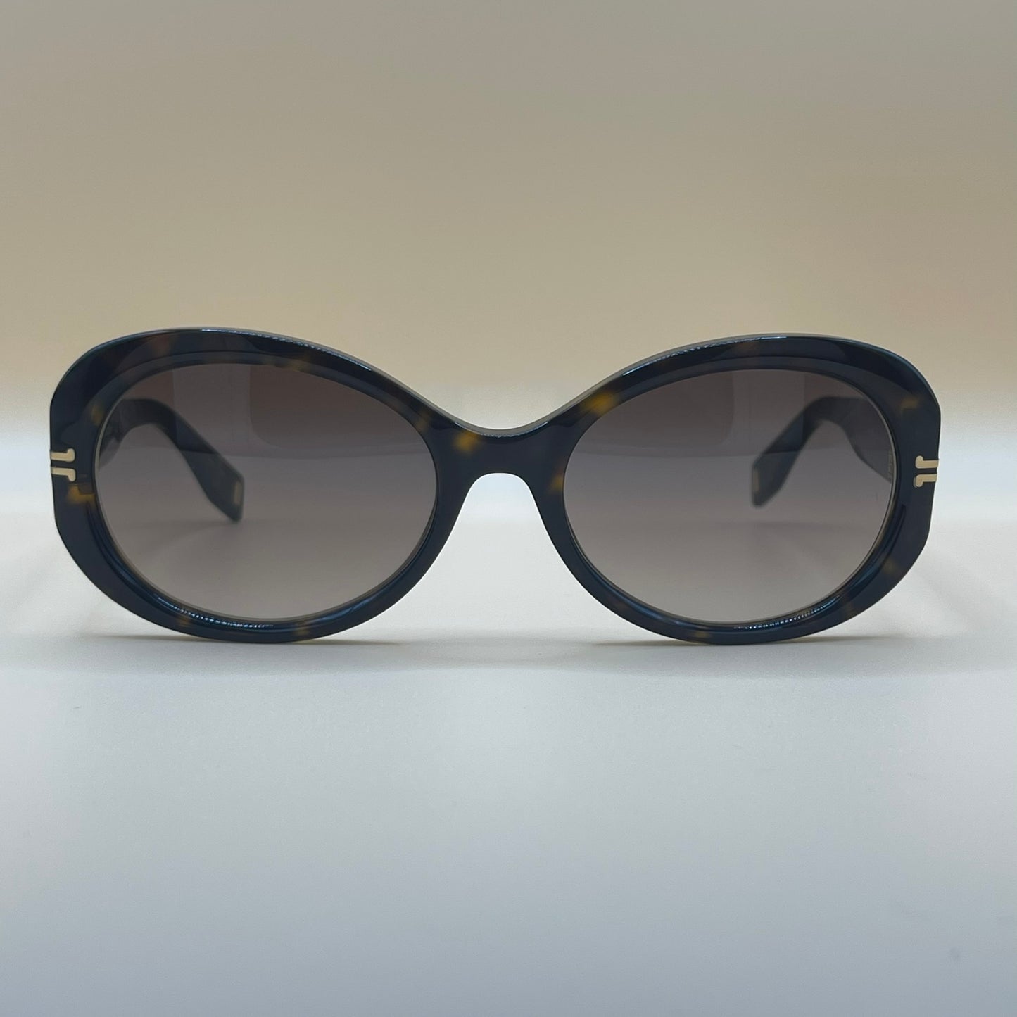 25 Marc Jacobs