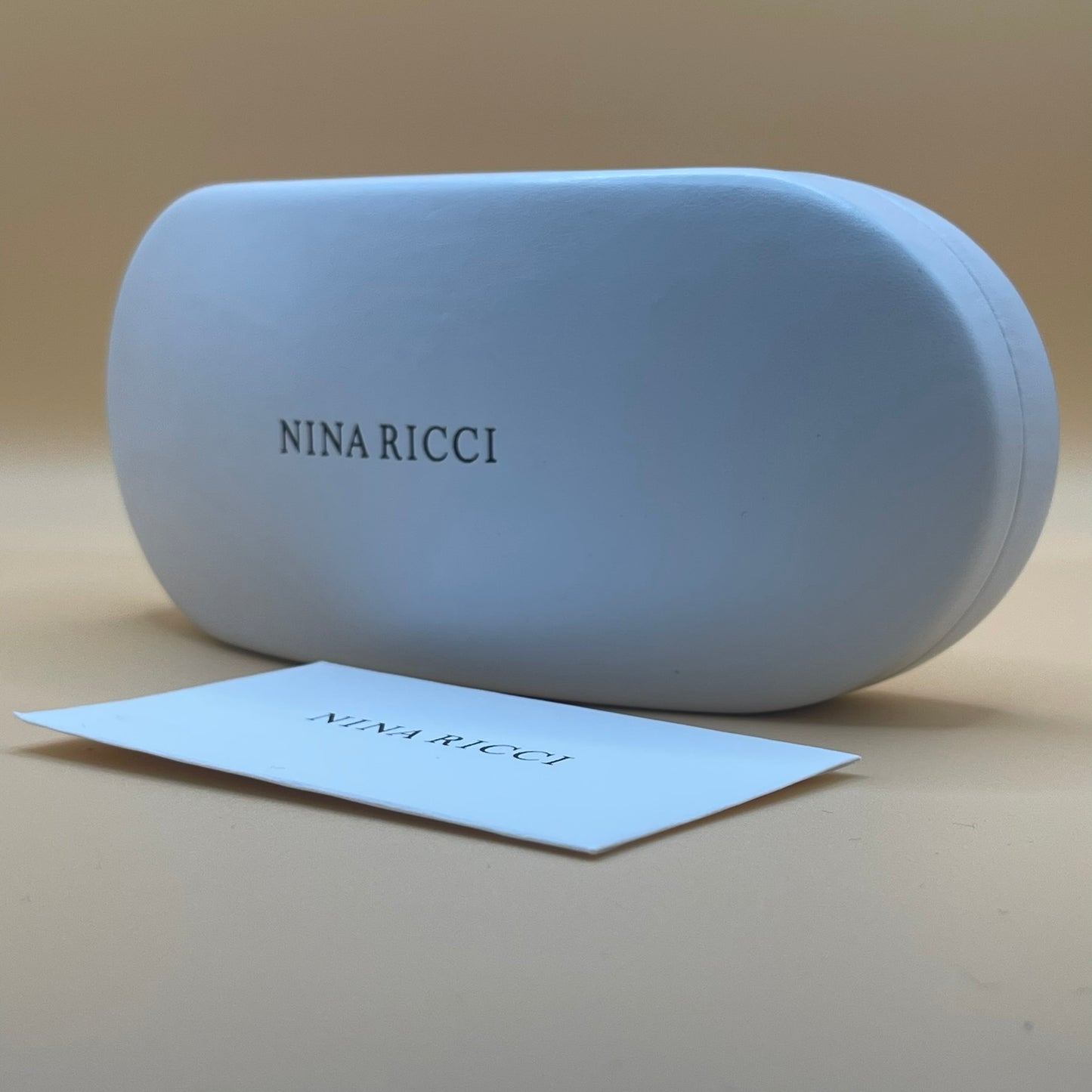 41 Nina Ricci
