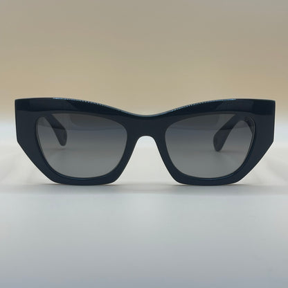 32 Lanvin