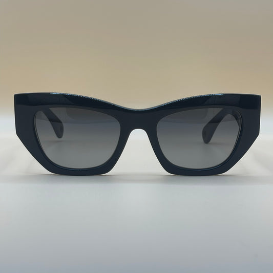 32 Lanvin